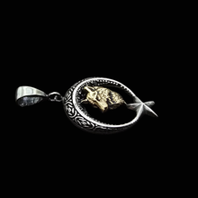 Load image into Gallery viewer, 925 Sterling Silver Pendant with Wolf and Star motif (925P078)