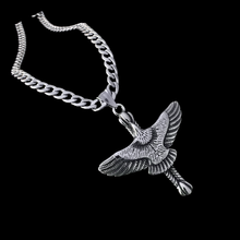 Load image into Gallery viewer, Bird in mid Fligth High Grade Stainless Steel Set Chain and Pendant (SSSETPC006)