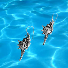 Load image into Gallery viewer, Enchanting Conch Shell Earrings in 925 Sterling Silver (925ER016)