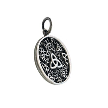 Load image into Gallery viewer, 925 Sterling Silver Pendant, Celtic trinity ( Triquetra ) (925P017)