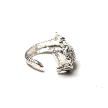 Load image into Gallery viewer, 925 Sterling Silver Ring 010 (925RING010)