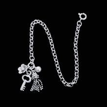 Load image into Gallery viewer, Rounded link 925 Sterling Silver Bracelet with Charms (925BRAC017)