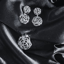 Load image into Gallery viewer, 925 Sterling Silver Set Pendant and earrings open flowers design (925SET001ERP)