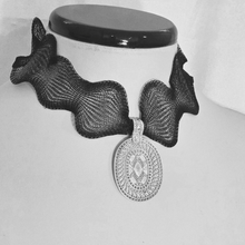 Load image into Gallery viewer, 925 Silver Oval Pendant with Black Expandable Choker Necklace (925SETPC035)