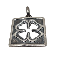 Load image into Gallery viewer, Four Leaf Clover 925 Silver Pendant (925P011)