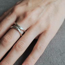 Load image into Gallery viewer, 925 Sterling Silver Ladies Ring Infinity Design ( 925RING054 )
