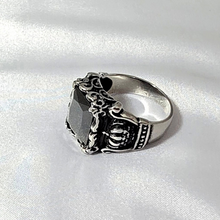 Load image into Gallery viewer, Men's Royal Crown Black Onyx Type Ring (SSR021)