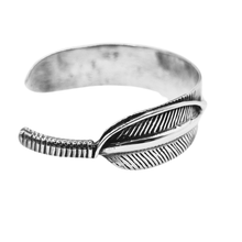 Load image into Gallery viewer, Feather Style Woman Bangle 925 Silver (925BANGLE001)