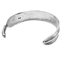 Load image into Gallery viewer, Feather Style Woman Bangle 925 Silver (925BANGLE001)