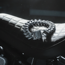 Load image into Gallery viewer, High-Grade Thick Stainless Steel Curb Chain Bracelet (SSBRAC042)