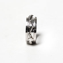 Load image into Gallery viewer, 925 Sterling Silver Ring 032 (925RING032)