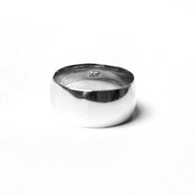 Load image into Gallery viewer, 925 Sterling Silver Ring 037 (925RING037)