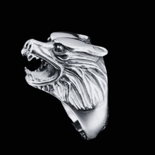 Load image into Gallery viewer, High grade Stainless Steel Ring Wolf’s Head (SSR007)