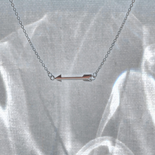 Load image into Gallery viewer, 925 Sterling Silver Horizontal Arrow Necklace (925SETPC015)