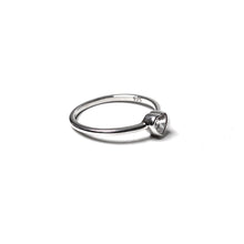 Load image into Gallery viewer, 925 Sterling Silver Ring 046 (925RING046)
