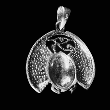 Load image into Gallery viewer, 925 Sterling Silver Pendant Antient Egyptian Symbol Scarab (925P048)