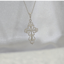 Load image into Gallery viewer, 925 Sterling Silver Set -Fine Ring Link Chain with Aircut Cross Pendant (925SETPC033)