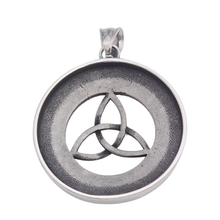 Load image into Gallery viewer, High Grade Stainless Steel Pendant Celtic Knots (SSP049)