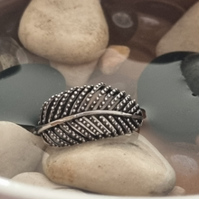 Load image into Gallery viewer, 925 Sterling Silver Ring 048 (925RING048)
