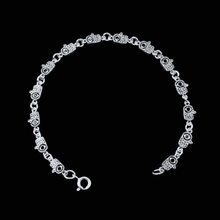 Load image into Gallery viewer, Hamsa link 925 Sterling Silver Bracelet (925BRAC015)