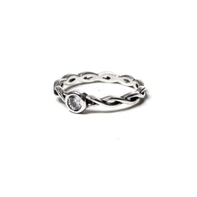 Load image into Gallery viewer, 925 Sterling Silver Ring 006 (925RING006)