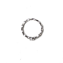 Load image into Gallery viewer, 925 Sterling Silver Ring 006 (925RING006)