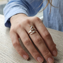 Load image into Gallery viewer, 925 Sterling Silver Ladies Ring Size P - Modern Sculptural Design ( 925RING058 )
