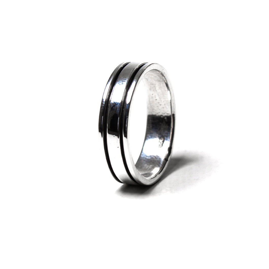925 Sterling Silver Ring 012 (925RING012)