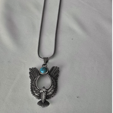 Load image into Gallery viewer, High Grade Stainless Steel Set Bird with Turquoise stone on a Snake Chain (SSSETPC07)
