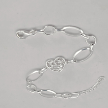 Load image into Gallery viewer, 925 Sterling Silver Bracelet Air Cut Heart Design (925BRAC038)
