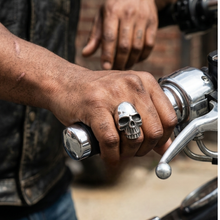 Load image into Gallery viewer, Plain Skull Ring High Grade Stainless Steel (SSR029)
