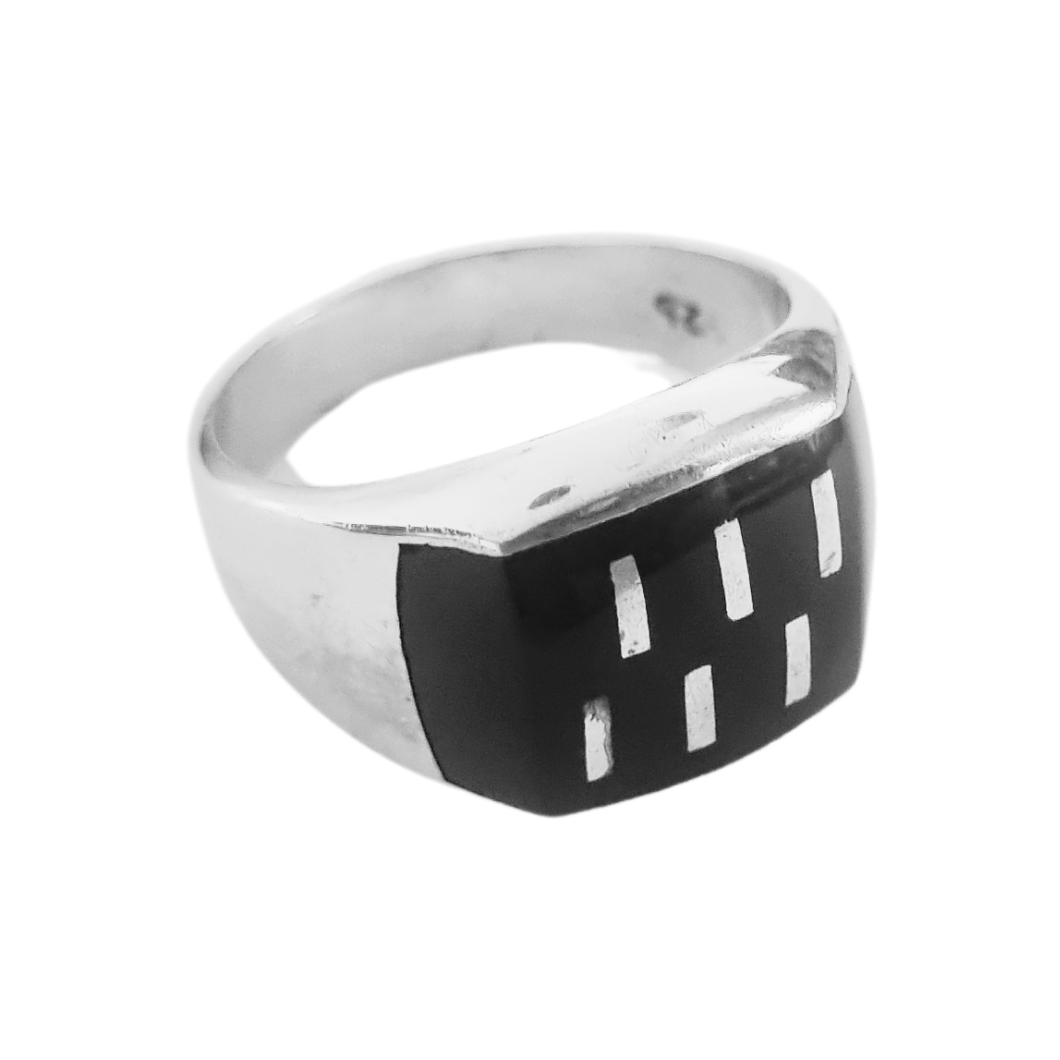 925 Sterling Silver Ring 028 (925RING028)