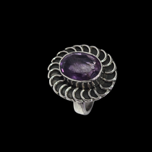 Load image into Gallery viewer, 925 Sterling Silver Vintage Ladies Ring Oval Top with Amethyst ( 925RING056 )
