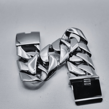 Load image into Gallery viewer, Thick Curb Stainless Steel Bracelet2 (SSBRAC024)
