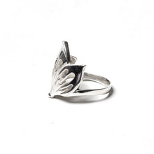 Load image into Gallery viewer, 925Silver Ring Floral Design ( 925RING048 )
