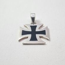 Load image into Gallery viewer, Maltese Cross 925 Silver Pendant (925P020)
