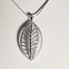Load image into Gallery viewer, 925 Sterling Silver Necklace - 3D Leaf Pendant With 40cm Snake chain (925SETPC037)
