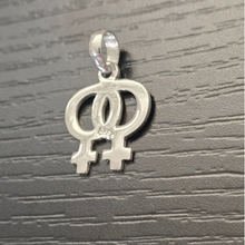 Load image into Gallery viewer, 925 Sterling Silver Pendant Two Interlocking Female Symbols (925P107)
