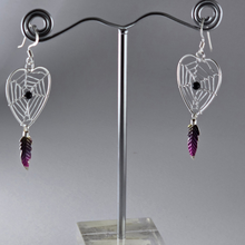 Load image into Gallery viewer, 925 Sterling Silver Heart Dreamcatcher Earrings - Spider Net Design (925ER031)
