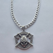 Load image into Gallery viewer, High Grade Stainless Steel Set Chain and Pendant Viking Style (SSSETPC003)
